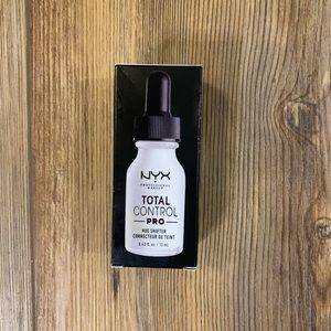 NYX Professional Makeup Total Control Pro Drop Foundation Hue Shifter Light .43